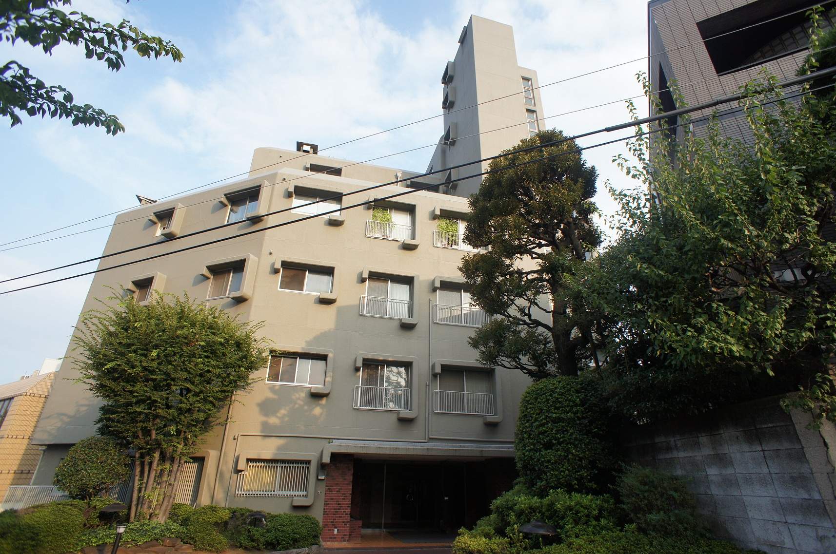 ドミサイル信濃町